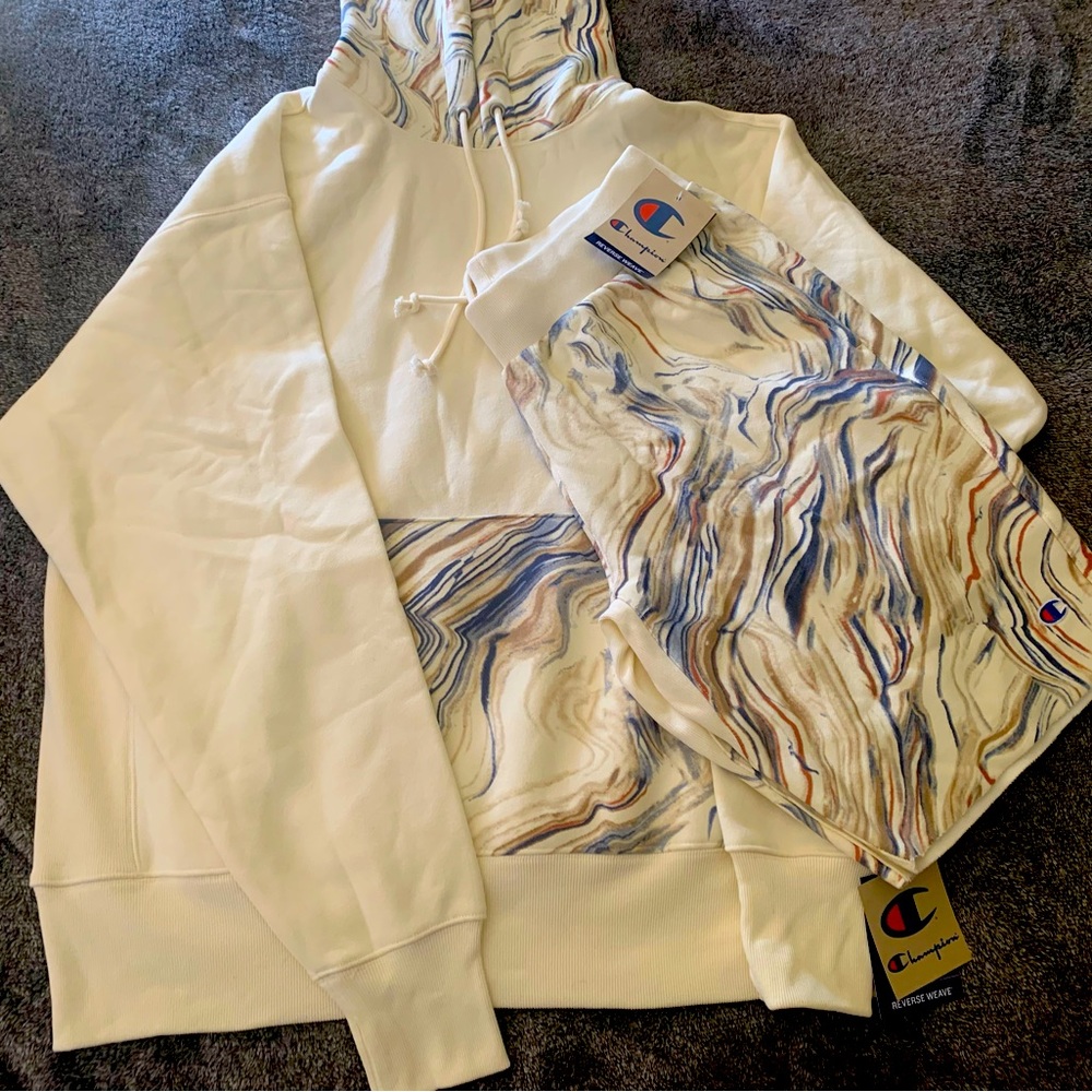 Brand new champion hoodie short set.